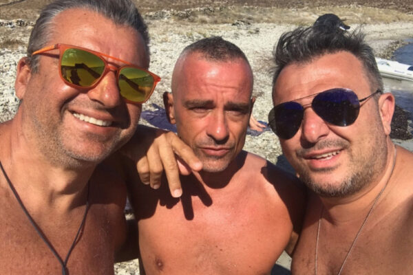 eros ramazzotti, antonis remos, george liagas on tinos