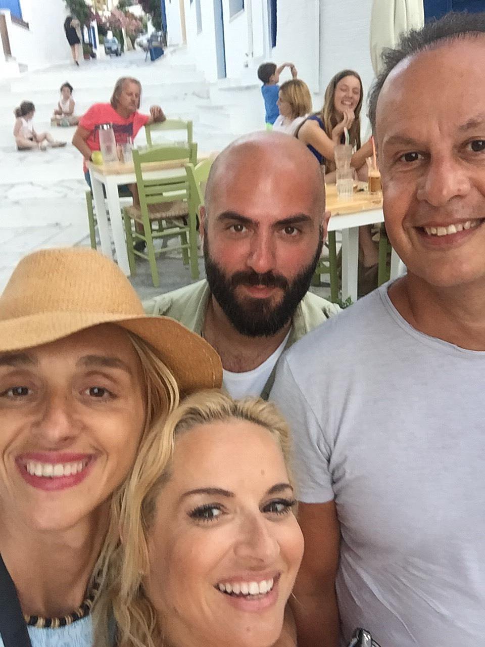 maria mpekatorou with her friends in tinos